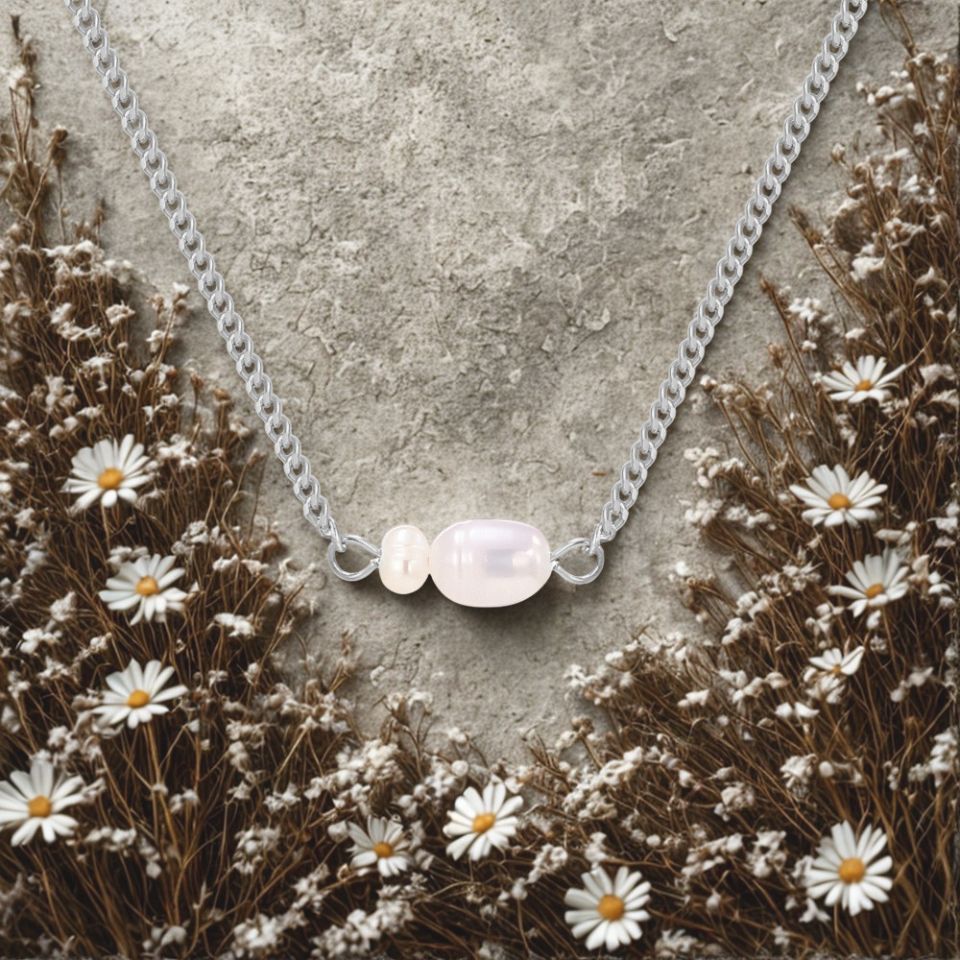 Freshwater Pearl Necklace - Silver