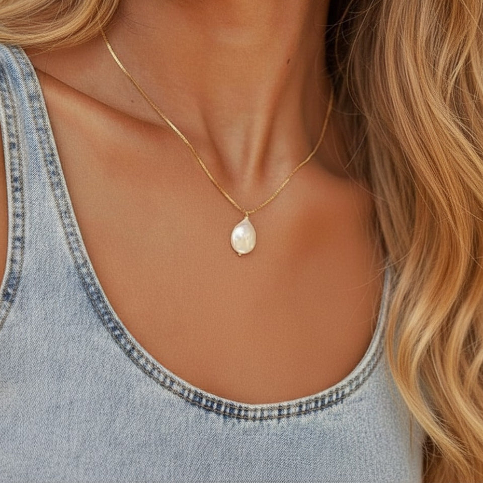 Freshwater Oval Pearl Necklace - Gold