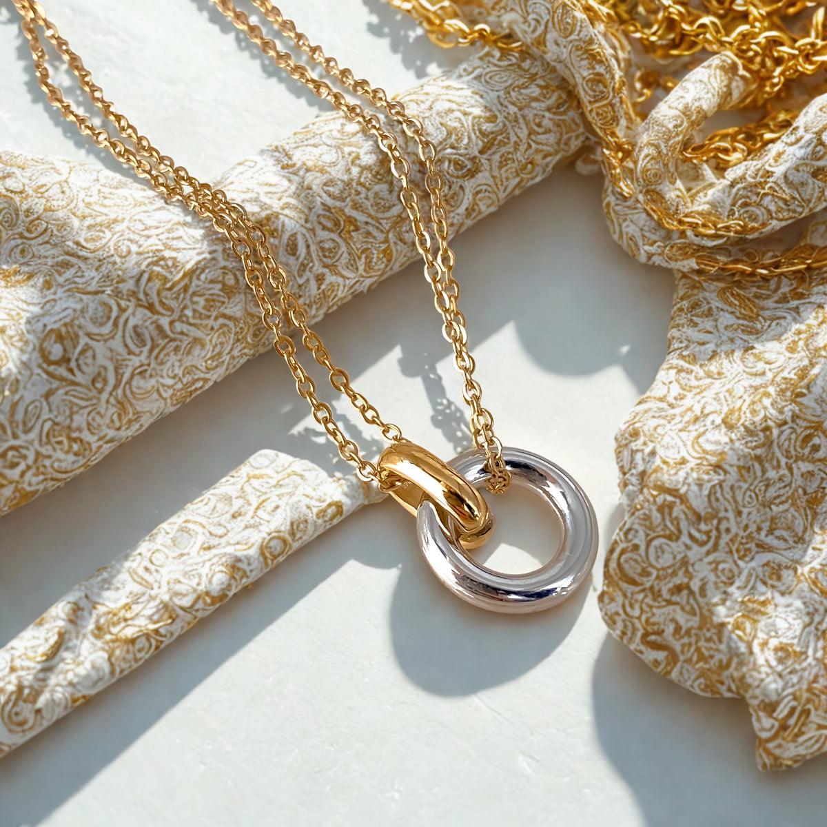 Two-Colour Pendant Necklace - Gold