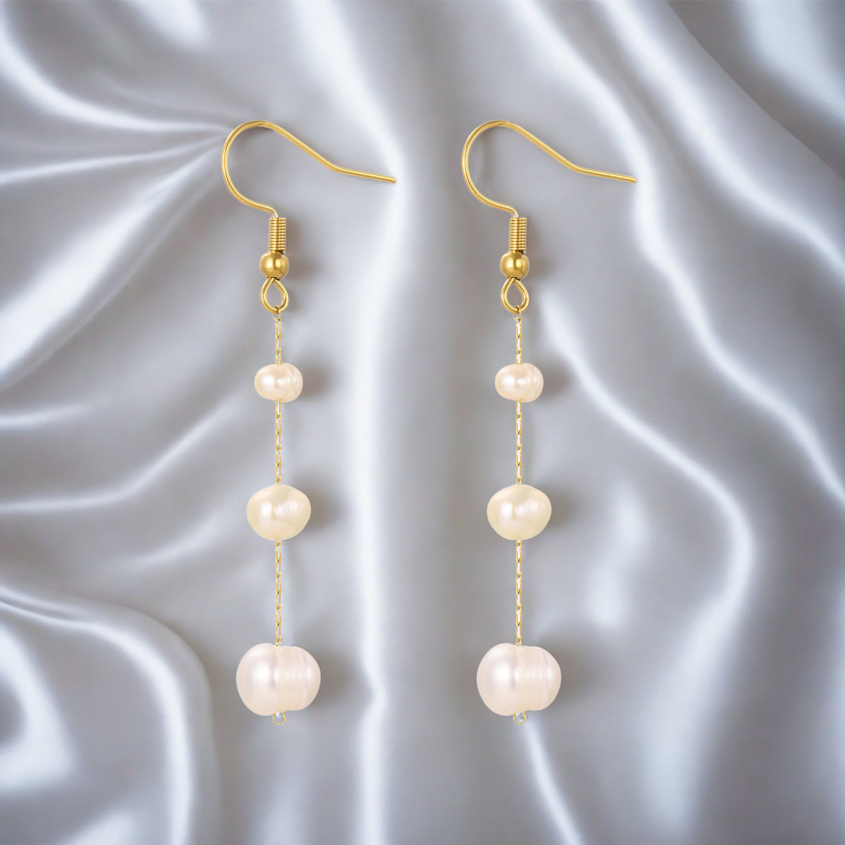 Freshwater Pearl Gold Triplet Set (Necklace, Earrings and Bracelet)