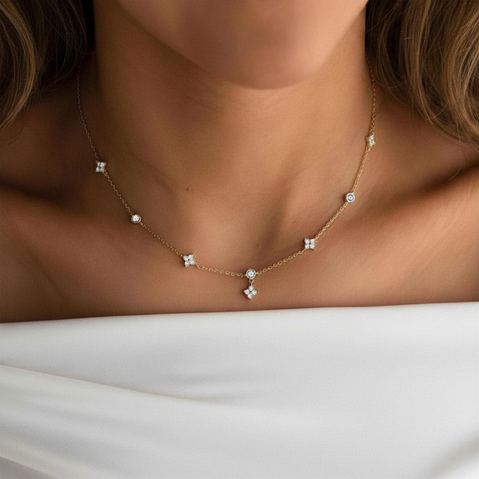 Flower Pendant Zircon Necklace - Gold