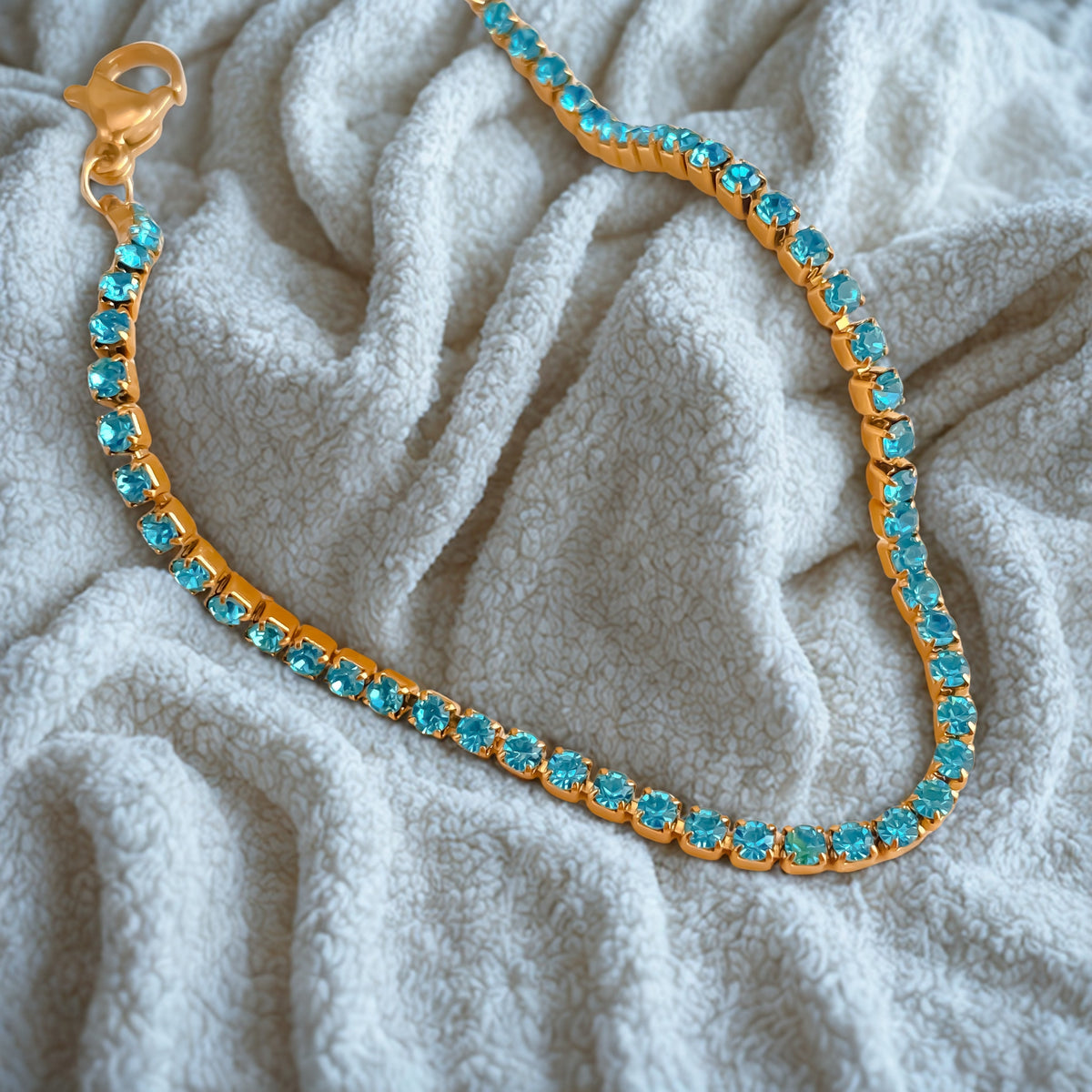 Sparkling White Zirconia Gemstone Bracelet - Gold