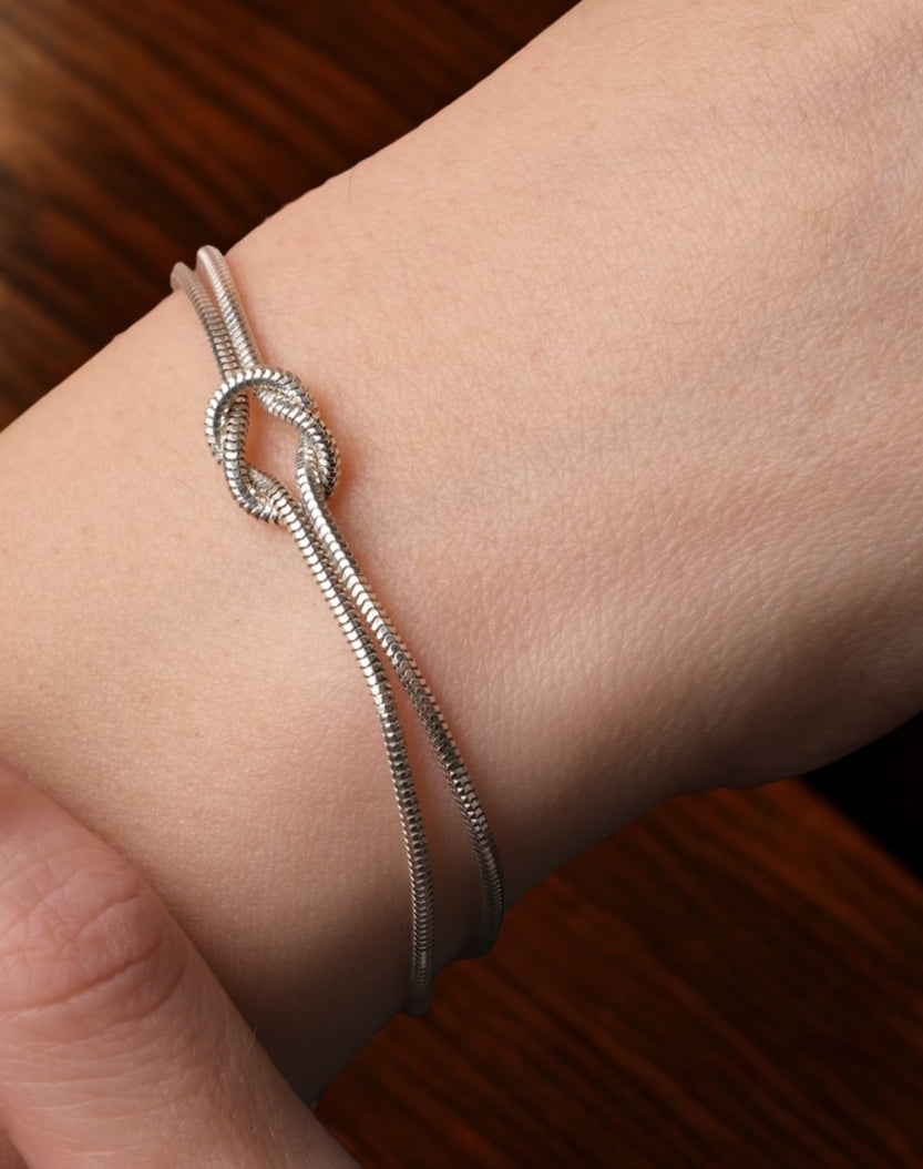 Knotted Snake Chain Bracelet - Silver