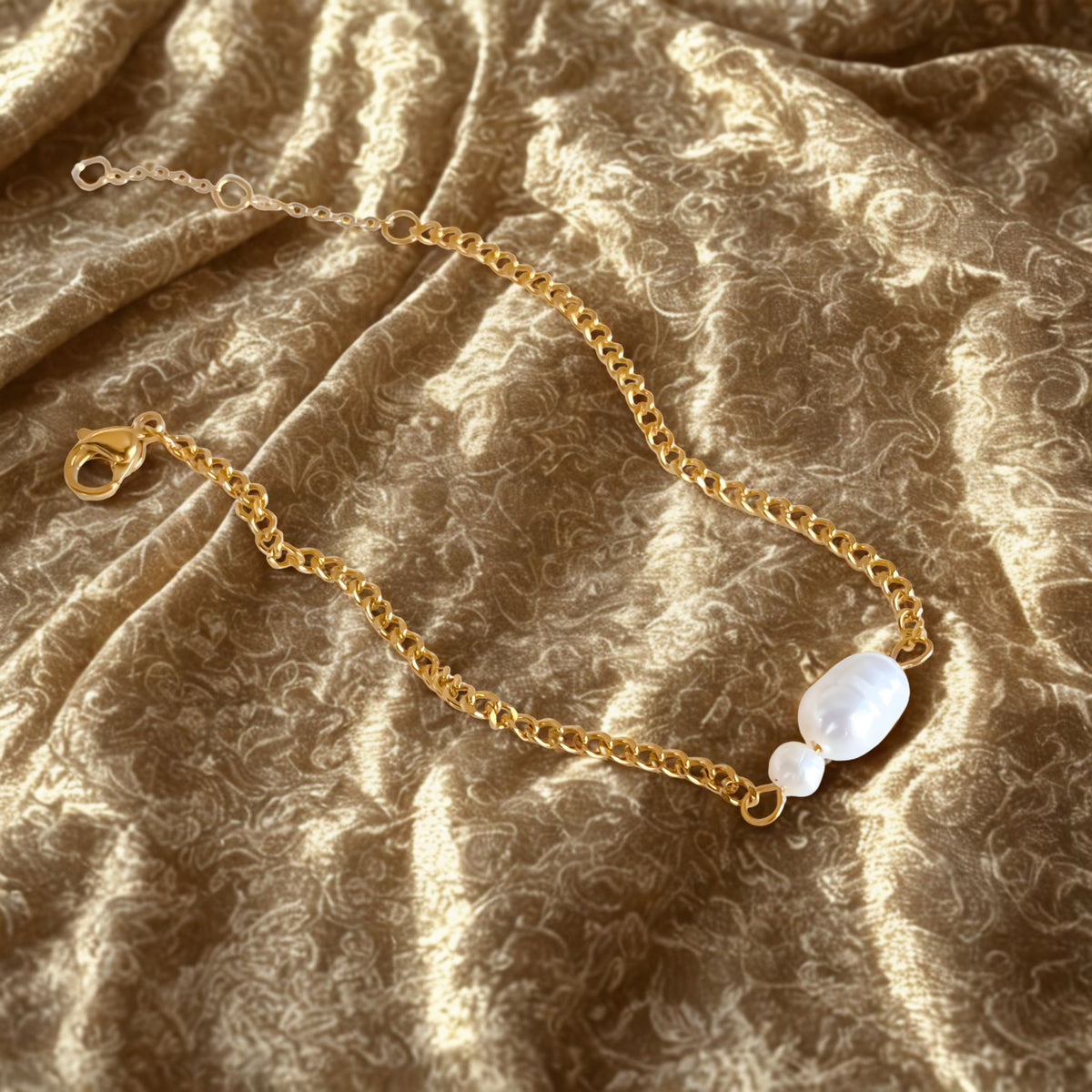 Freshwater Pearl Bracelet - Gold