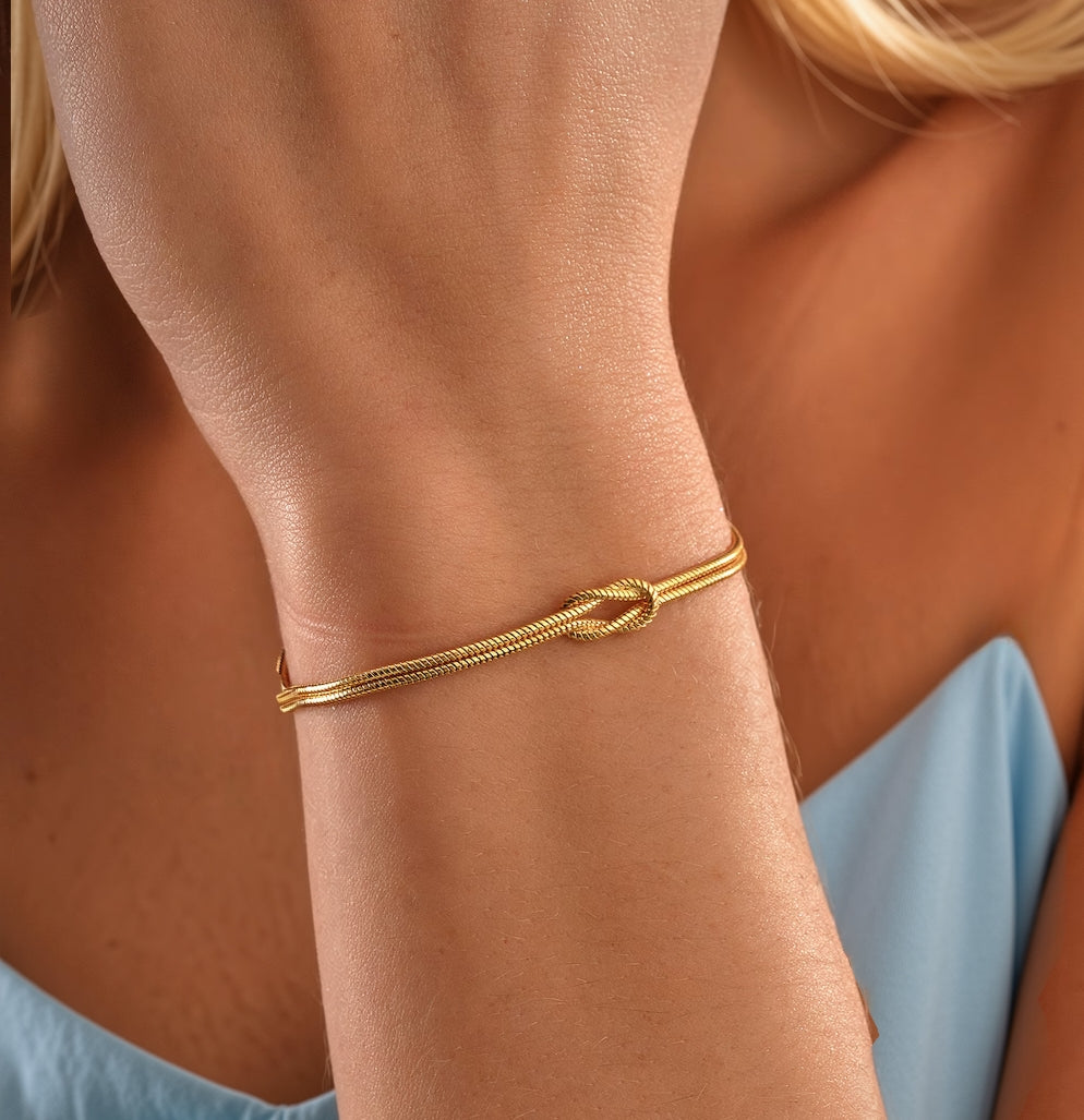 Knotted Snake Chain Bracelet - Silver